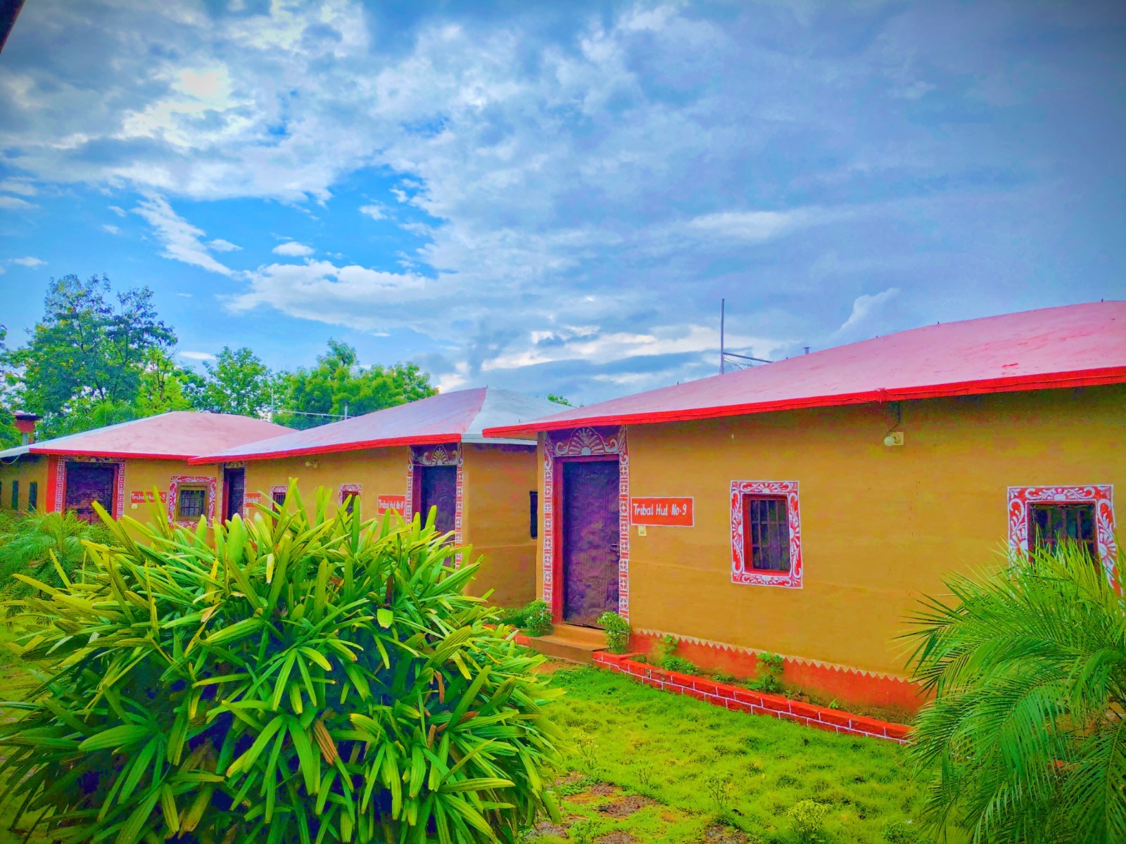 1 BHK Family Farmhouse Jungle Home at Waldenwoods Eco Retreat near Cuttack